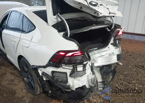 2024 Honda Accord Hybrid Sport-L z USA, uszkodzony, nr VIN 1HGCY2F75RA017990